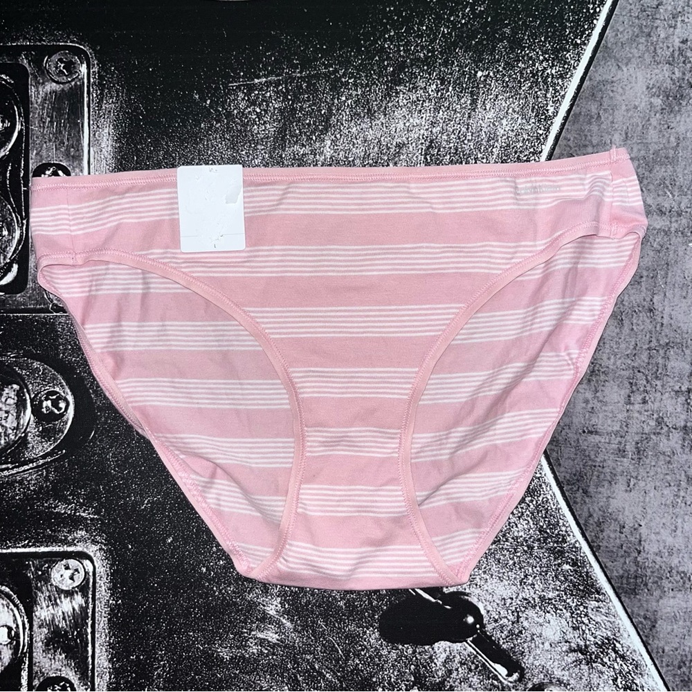 NWT Calvin Klein Panty
